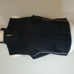 Sunice black athletic vest. Size M